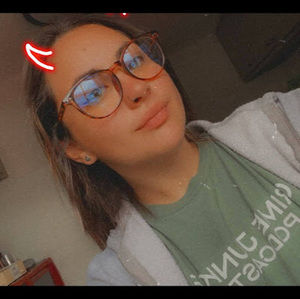 Meet your Posher, Katelyn